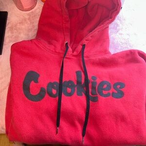 Men or Women's Medium  
Red and Black Official Cookies Merchandise